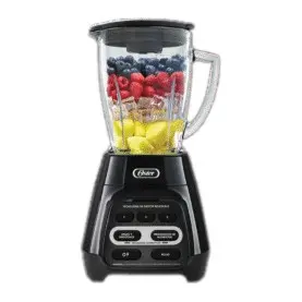 Licuadora Oster® con programas automáticos y tecnología reversible