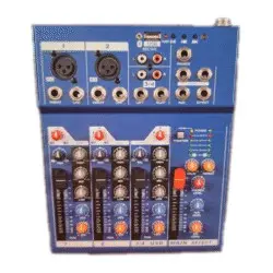 Mixer de 4 Canales Beta 4